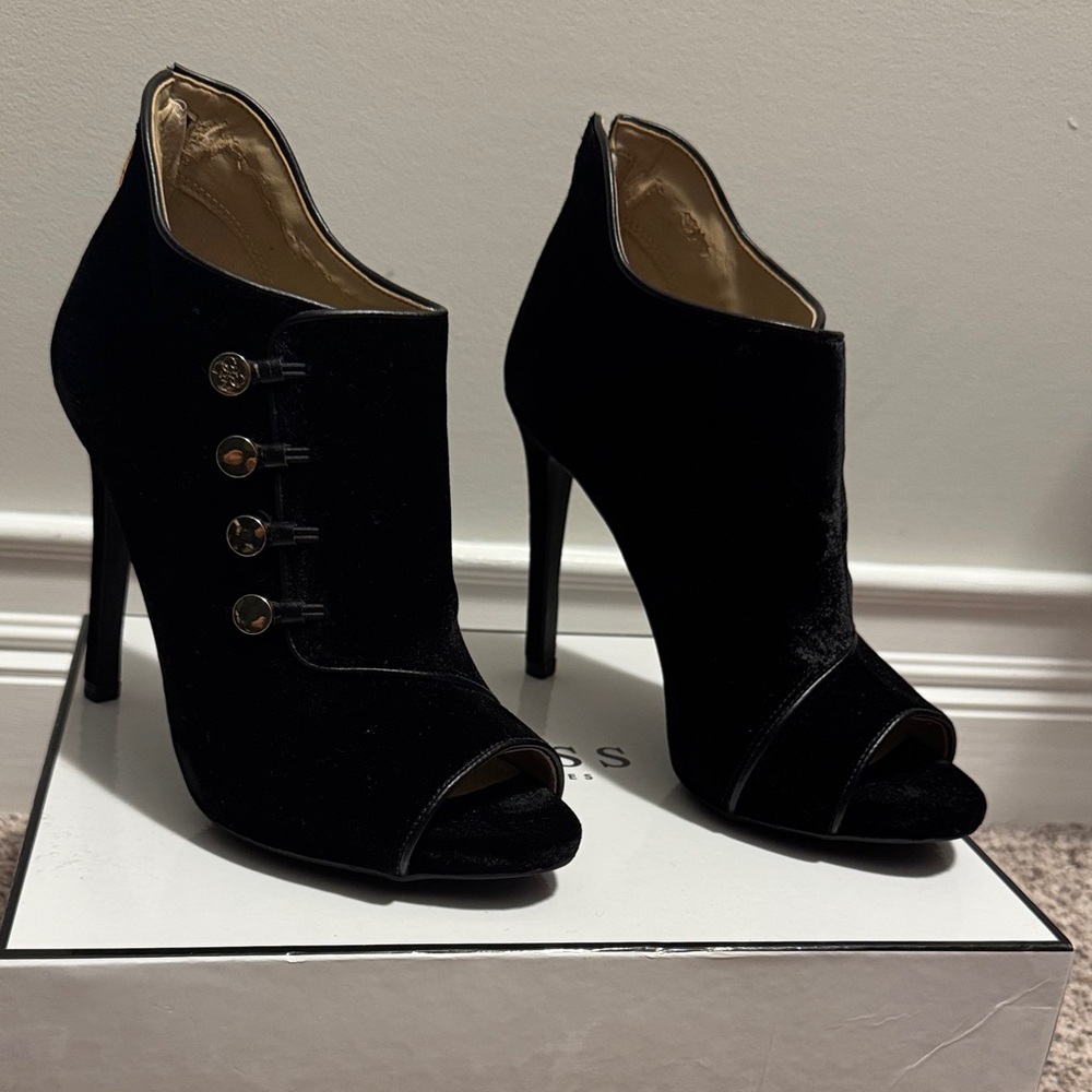 Guess Black Velvet Peep-Toe Heels